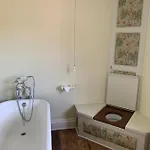 Burtree Country House With Secluded Hot Tubs Thirsk