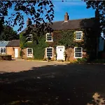 Séjour à la campagne Burtree Country House With Secluded Hot Tubs *