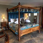 Burtree Country House With Secluded Hot Tubs * Thirsk