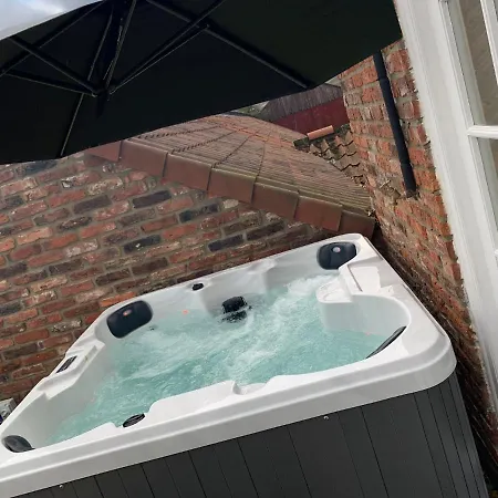 Lantställe Burtree Country House With Secluded Hot Tubs