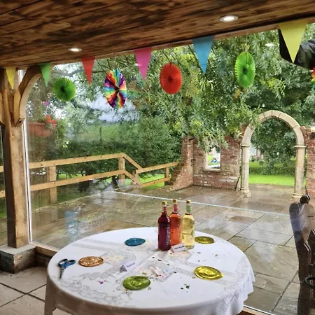 Lantställe Burtree Country House With Secluded Hot Tubs Thirsk