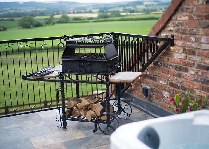 Burtree Country House With Secluded Hot Tubs Thirsk