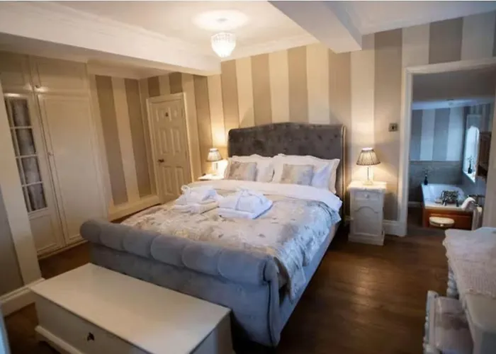 Burtree Country House With Secluded Hot Tubs * Thirsk