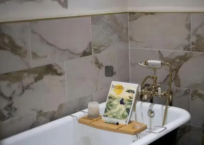 Country house Burtree Country House With Secluded Hot Tubs Thirsk