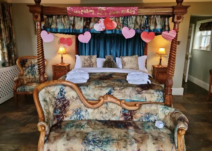 Burtree Country House With Secluded Hot Tubs Thirsk