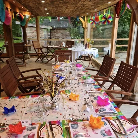 Gospodarstwo wiejskie Burtree Country House With Secluded Hot Tubs *