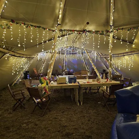 Gospodarstwo wiejskie Burtree Country House With Secluded Hot Tubs