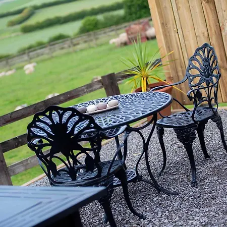 Gospodarstwo wiejskie Burtree Country House With Secluded Hot Tubs *